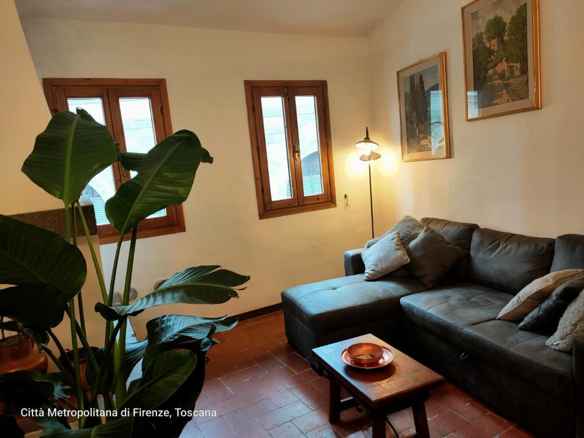 Overlooking'S Duomo Apartment In Mercato Centrale Florence Luaran gambar